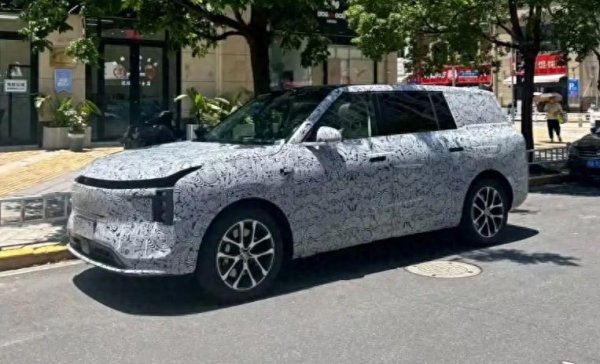 专业炒股配资平台 硬刚小米YU9? 增程动力+纯电500km, 智己全新旗舰级SUV曝光